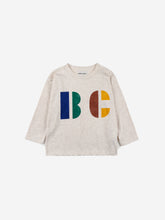 Carica l&#39;immagine nel visualizzatore di Gallery, BOBOCHOSES t-shirt bambino in cotone beige stampa B C
