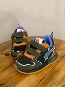 WIZZ sneakers in tessuto tecnico e suede colore verde,nero, azzurro, arancio no