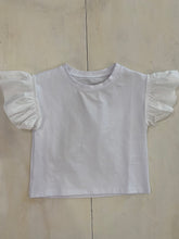Carica l&#39;immagine nel visualizzatore di Gallery, MADILLY t-shirt bambina in cotone bianco
