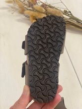 Carica l&#39;immagine nel visualizzatore di Gallery, BIRKENSTOCK New York sandali bambino colore mocha
