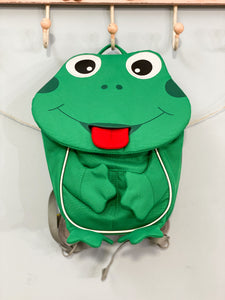 Parte della linea Small Water Friends del marchio tedesco Affenzhan, questo bellissimo zainetto per l’asilo farà impazzire qualunque bambino e piacerà anche agli adulti perché eco-friendly e ricco di dettagli tecnici di alta qualità