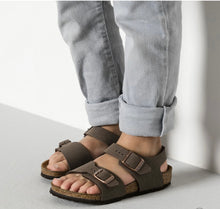 Carica l&#39;immagine nel visualizzatore di Gallery, BIRKENSTOCK New York sandali bambino colore mocha
