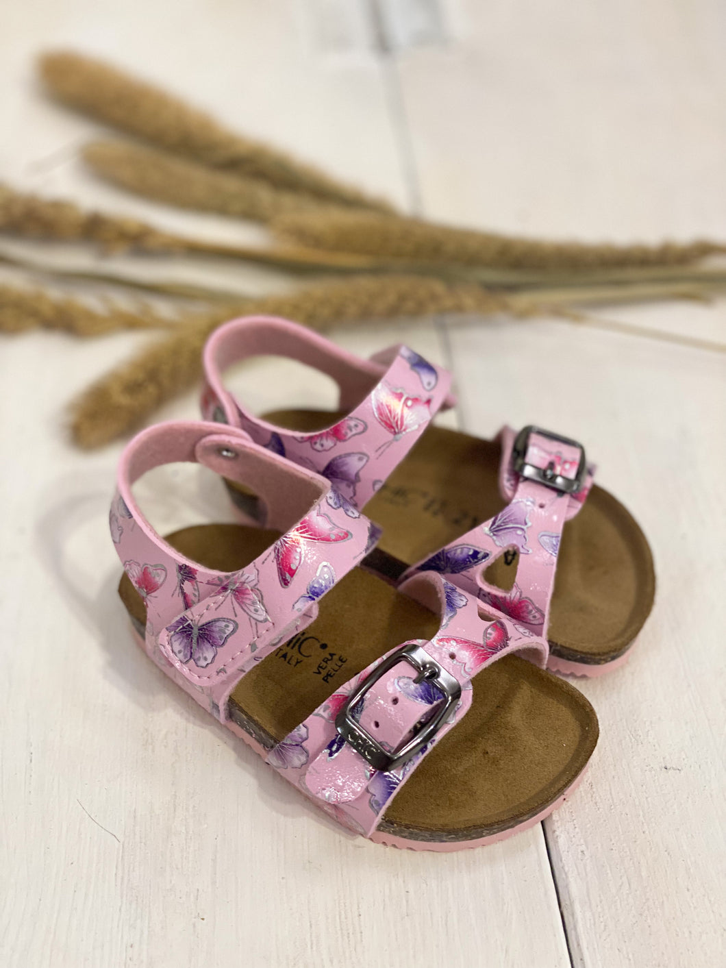 BIOCHIC sandali in pelle rosa con farfalle