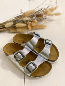 BIOCHIC ciabatta in pelle laminata argento