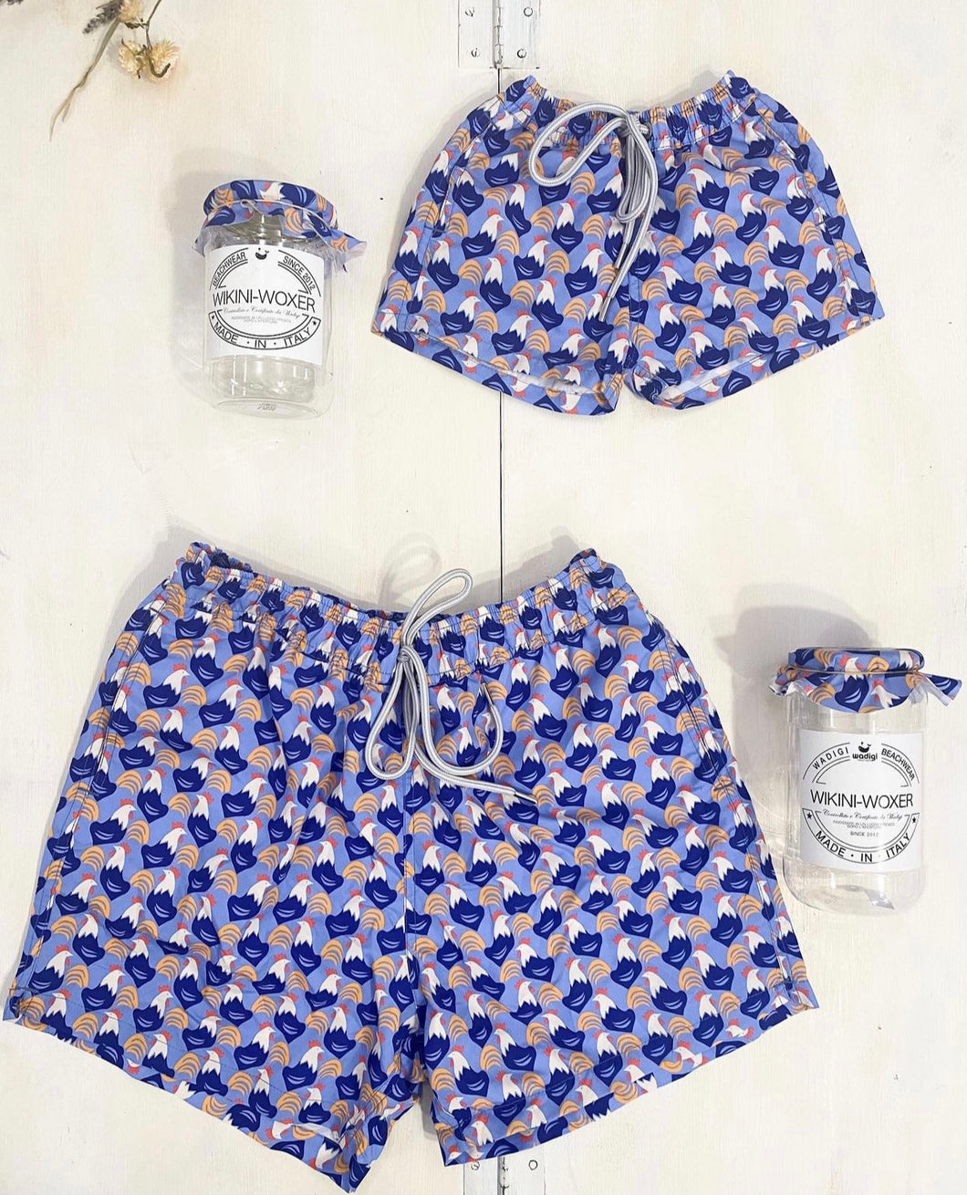WIKINI costume boxer uomo azzurro stampa galletti