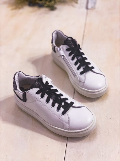 DIANETTI sneakers in pelle bianca con inserto nero e argento