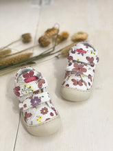 Carica l&#39;immagine nel visualizzatore di Gallery, NATURINO Cocoon scarpe bambina fiori
