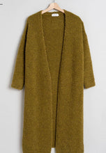 Carica l&#39;immagine nel visualizzatore di Gallery, Indi &amp; Cold cardigan donna colore verde oliva
