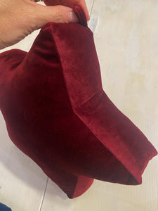 CUSCINO STELLA piccolo in velluto colore bordeaux